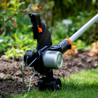 Yardforce 60v Line Trimmer with 2.5 Ah Battery and Charger