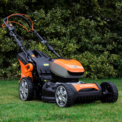 Yard Force 20V 4.0Ah 33cm Cordless Lawnmower & 25cm 20V 4.0Ah Grass Trimmer