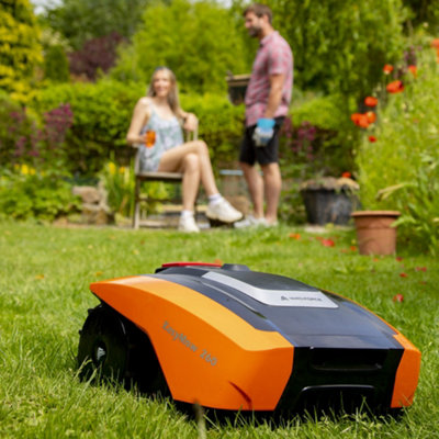 Yard Force EasyMow 260B Robotic Lawnmower with sensors for lawns up to 260m² - 4