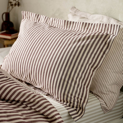 Yard Hebden Mélange Stripe Beetroot Pillowcase Pair