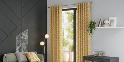 Shop Curtains
