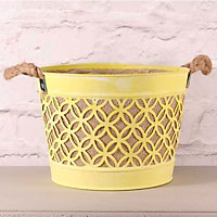 Yellow Metal Plant Pot with a Hessian Lining and Detailed Fretwork. Rope Handles. H17.3 x W21.8 cm
