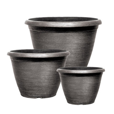 YouGarden Helix Silver Planters, Set of Three Plastic Containers for Growing Garden Plants, Flowers, Trees and More
