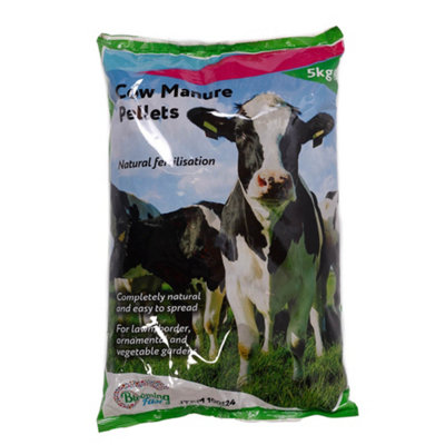 YouGarden Pelleted Cow Manure 5kg Bag, Organic Fertiliser for Roses, Veg & Flowers, Soil Improver & Water Retainer