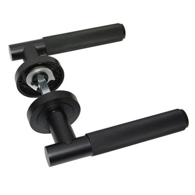 Z720 Knurled Lever Rose Door Handle, Matt Black - Handlestore