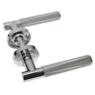 Z720 Knurled Lever Rose Door Handle, Polished Chrome - Handlestore