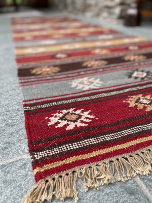Zanskar Kilim Rug Handmade in Wool Geometric Design / 75 cm x 240 cm
