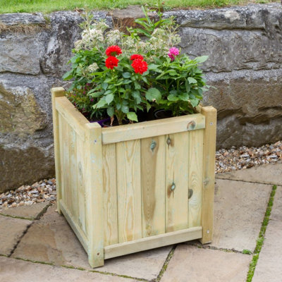 Zest Holywell Medium Wooden Square Garden Planter