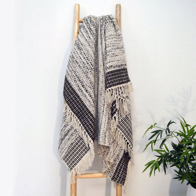 Zig Zag Heavyweight Herringbone Throw Blanket - Dark Grey, 150 x 200cm