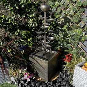 Zinc Pouring Cups Modern Metal Mains Plugin Powered Water Feature