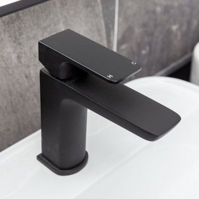 Zoia Black Basin Mono Mixer Tap with Waste - 4
